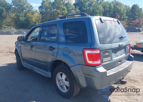 2010 Ford Escape Xlt from USA, damaged, VIN 1FMCU9D73AKC45860